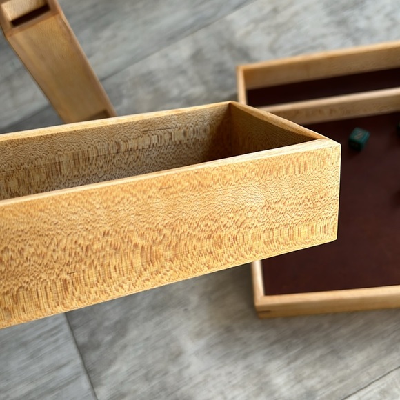 Handcrafted dice trays with tower - Picture 6 of 12